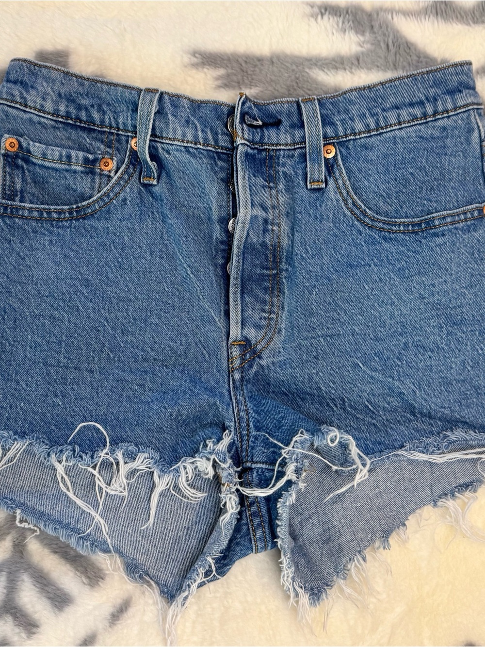 Levi's Women's 501 Original High-Rise Shorts